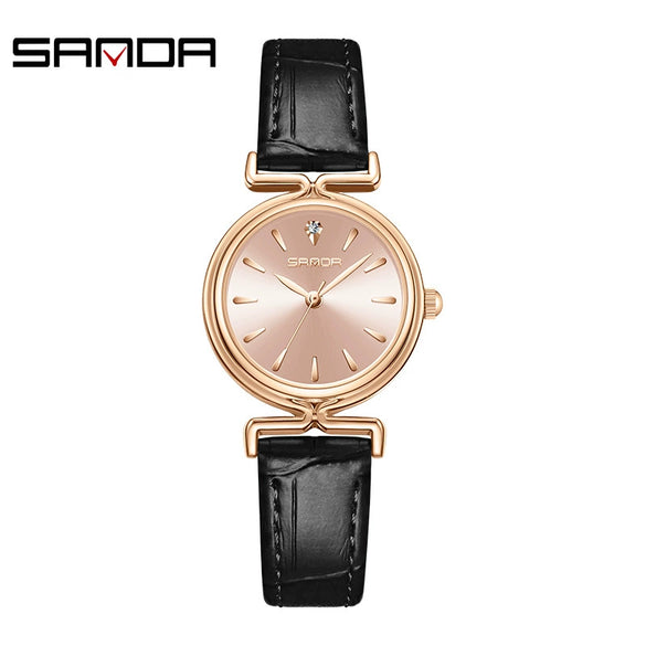 Vintage Quartz Women's Watch With Mesh Band And Alloy Case Round Dial Printed Logo
