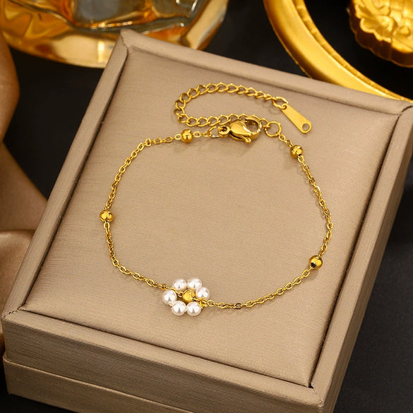Vintage Small Fresh Style Stainless Steel Bracelet With Love Butterfly And Geometric Heart Shapes Electroplated