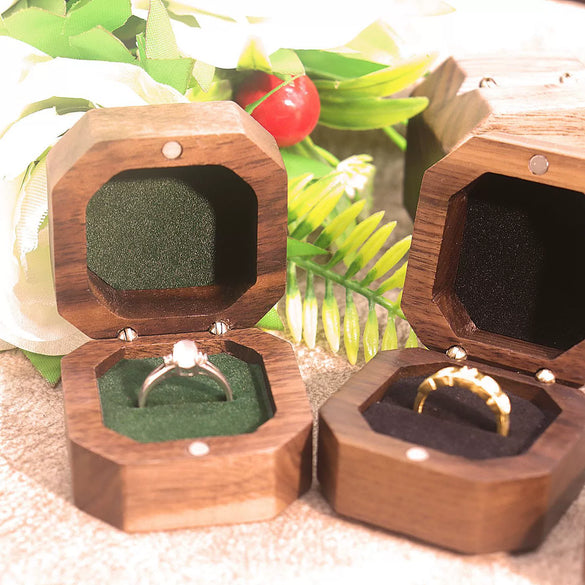 Vintage Solid Black Walnut Wood Jewelry Ring Box With Flannel Lining Square Carved Wooden Proposal Box For Women