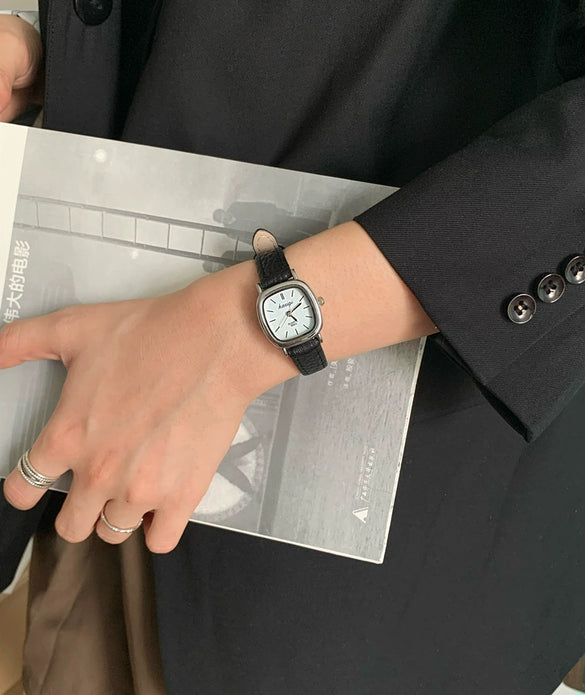 Vintage Square Alloy Women's Leisure Watch
