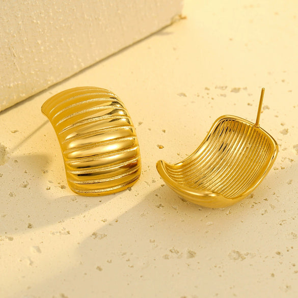 Vintage Style Cshaped Stainless Steel Women's Earrings With Electroplating