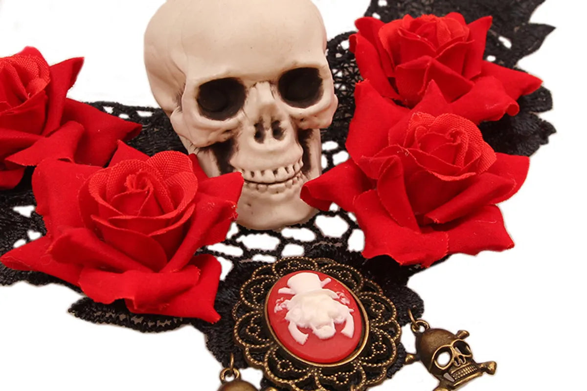 Vintage Style Punk Cross Flower Skull Alloy Lace Inlay Resin Halloween Women'S Necklace