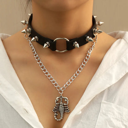 Vintage Style Round Heart Shape Spider Pu Leather Metal Women's Choker 1 Piece