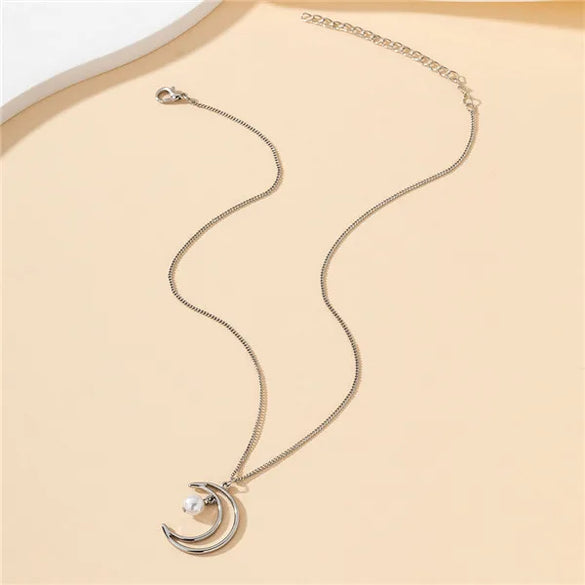 Vintage Style Simple Style Moon Pearl Arylic Alloy Wholesale Pendant Necklace