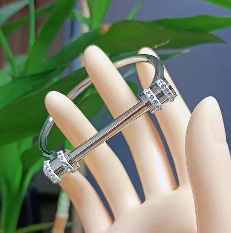 Vintage Style Simple Style Roman Style Letter Roman Numeral 304 Stainless Steel 18K Gold Plated Bangle In Bulk