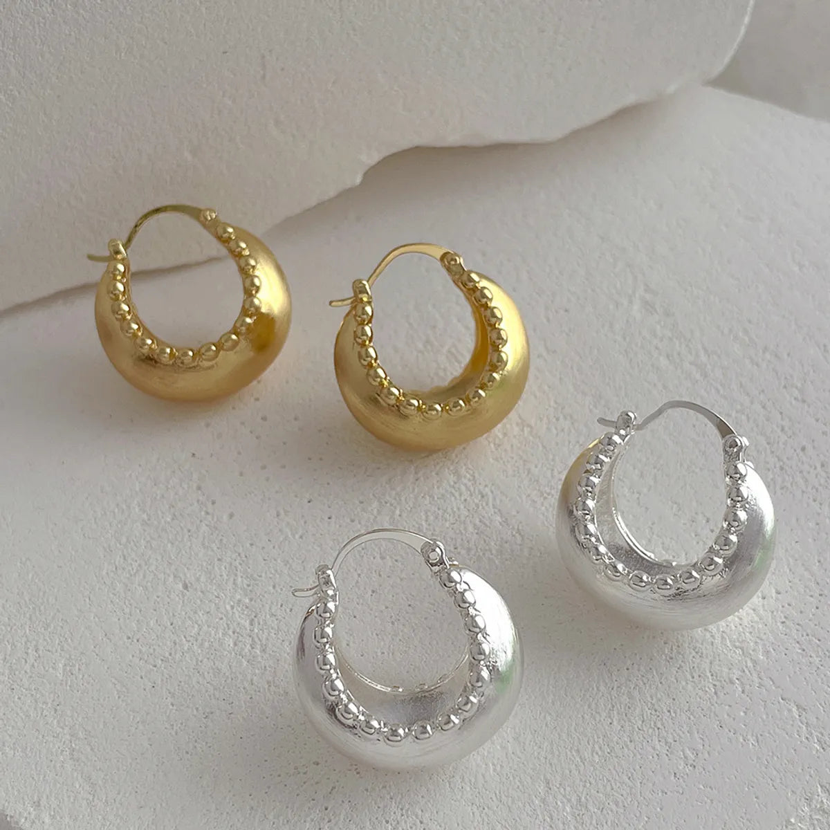 Vintage Style Simple Style U Shape Alloy Women's Hoop Earrings