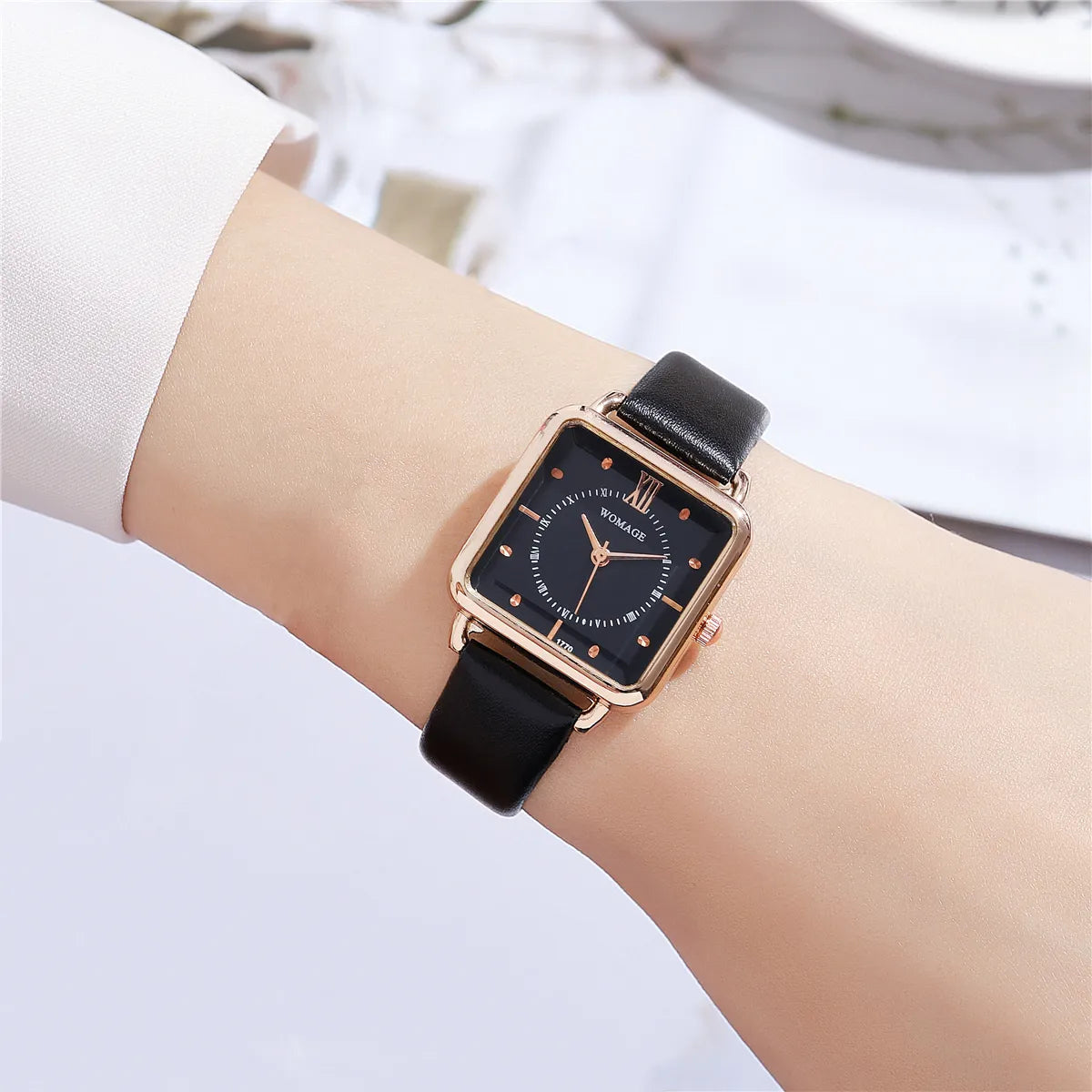 Vintage Style Square Buckle Quartz Women'S Watches