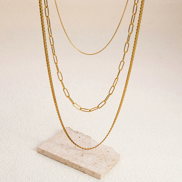 Vintage Three Layer Stainless Steel And Titanium Steel Women's Clavicle Necklace With Snake Bone Chain And Electroplating Treatment