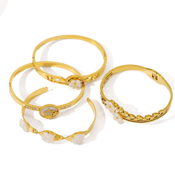 Wholesale Accessories Gold Plated Stainless Steel With Flower Elements Fashion Niche Design
