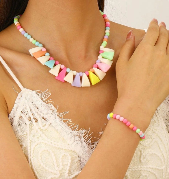 Wholesale Acrylic Beaded Flower Heart Water Drop Bell Handmade Necklace Bracelet Twopiece Set For Women