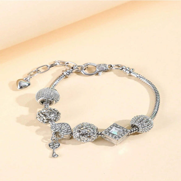 Wholesale Adjustable Electroplated Geometric Heartshaped And Rhombus Alloy Bracelet For Unisex