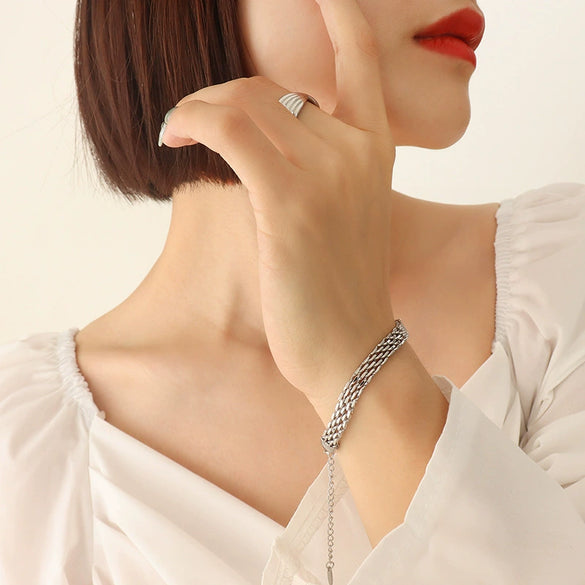 Wholesale Allmatch Geometric Titanium Steel 18K Gold Plated Bracelet For Women