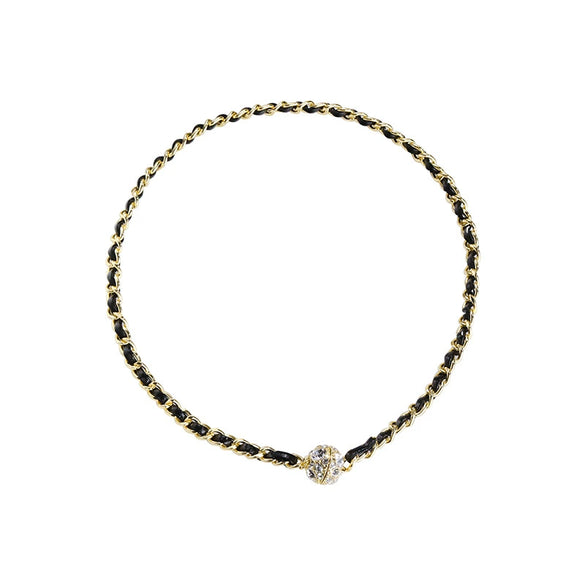 Wholesale Alloy And Leather Clavicle Chain With Rhinestone Pendant Retro Elegant Style Geometric Pattern Diamond Design
