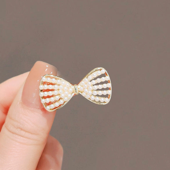Wholesale Alloy Animal Antilight Electroplated Brooch For Women Fashion Jewelry