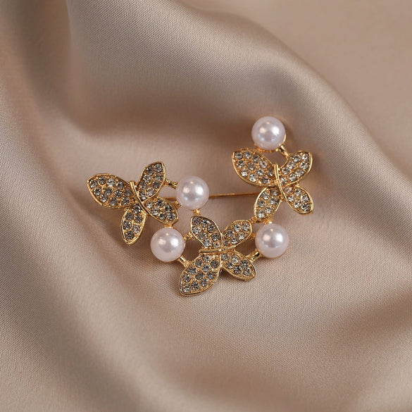Wholesale Alloy Animal Butterfly Electroplating Minimalist Women's Brooch Suit Accessories