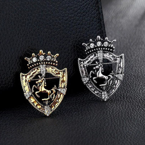 Wholesale Alloy Animal Lion Shield Horse Crown Electroplated Brooch For Men As Suit Accessories Jewelry