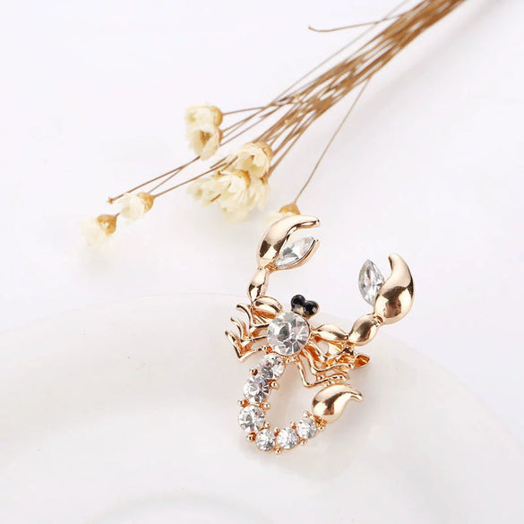 Wholesale Alloy Animal Scorpion Brooch With Electroplating And Diamond For Unisex And Men's Clothing Accessories