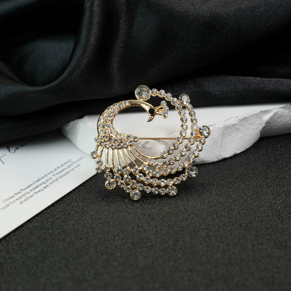 Wholesale Alloy Animal Style Peacock Brooch For Women Electroplated Luxury Accessory