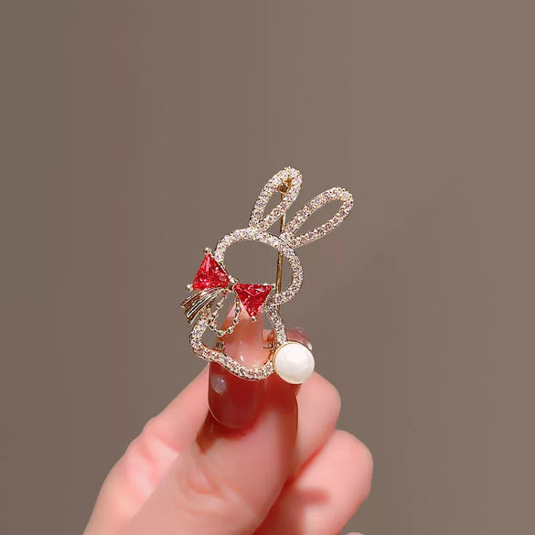 Wholesale Alloy Antiglare Brooch Buckle For Women With Cartoon Characters Electroplated Style