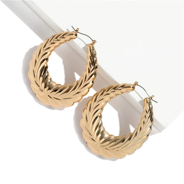 Wholesale Alloy Bamboo Geometric Pattern Electroplated Punk Hiphop Women's Earrings