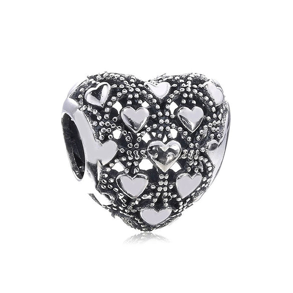 Wholesale Alloy Beaded Heart Shaped Hollow Necklace With Totem Pattern And Electroplating Treatment