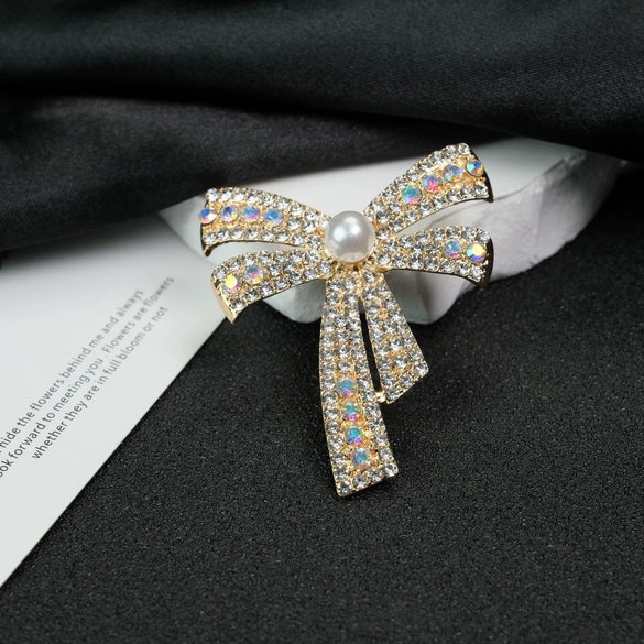 Wholesale Alloy Bow Geometric Rhinestone Pearl Women's Elegant Electroplated Brooch