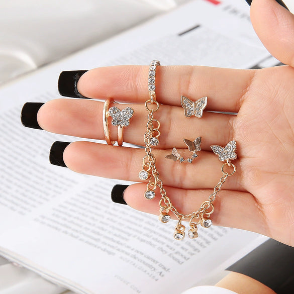 Wholesale Alloy Butterfly Chain Rhinestone Tassel Retro Exaggerated Geometric Earrings For Women With Electroplating Treatment