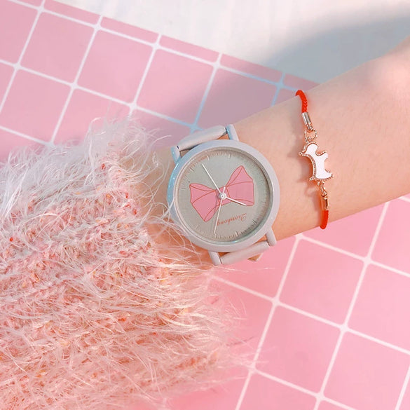 Wholesale Alloy Case Imitation Leather Strap Stainless Steel Buckle Round Dial Cartoon Style Heart Shaped Female Watch