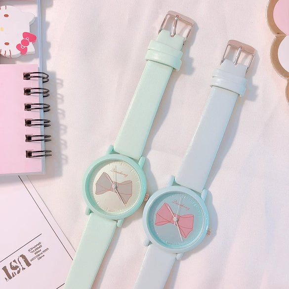 Wholesale Alloy Case Imitation Leather Strap Stainless Steel Buckle Round Dial Cartoon Style Heart Shaped Female Watch