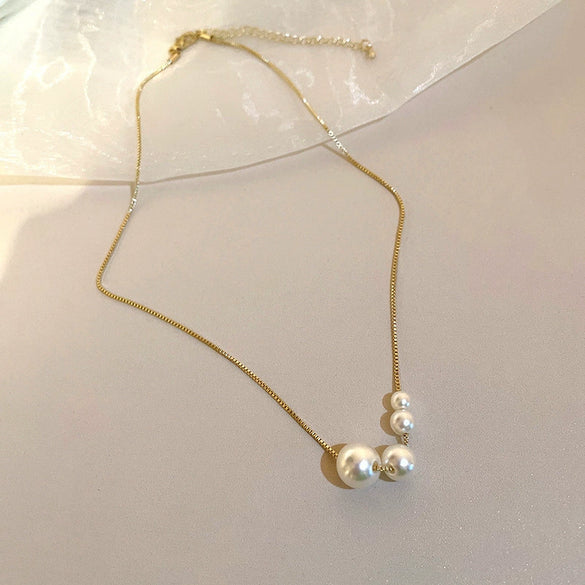 Wholesale Alloy Clavicle Chain Necklace With Fritillaria Flower Design And Electroplating Treatment Light Luxury Style For Women