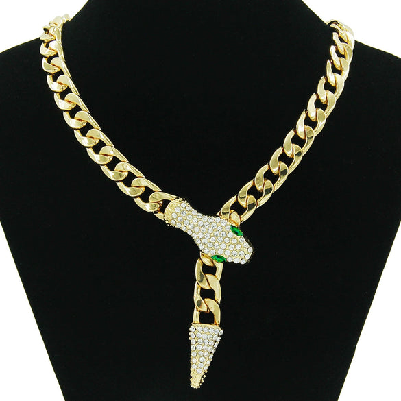 Wholesale Alloy Cuban Chain Necklace With Geometric Pattern And Snake Head Magnetic Buckle For Women Light Luxury Design With Diamond Treatment