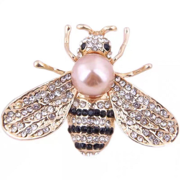 Wholesale Alloy Diamondencrusted Insectshaped Women's Brooch