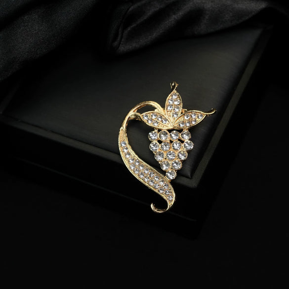 Wholesale Alloy Diamondencrusted Vintage Bow Brooch With Electroplating For Women's Clothing Accessories