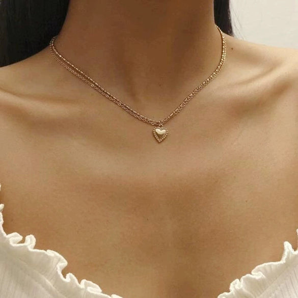 Wholesale Alloy Doublelayer Heart Clavicle Chain With Peach Heart Pendant Necklace For Women
