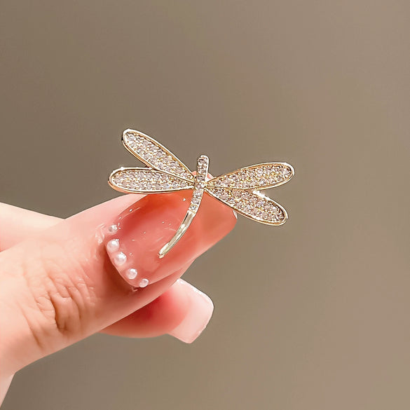 Wholesale Alloy Dragonfly Brooch For Women With Electroplating Treatment