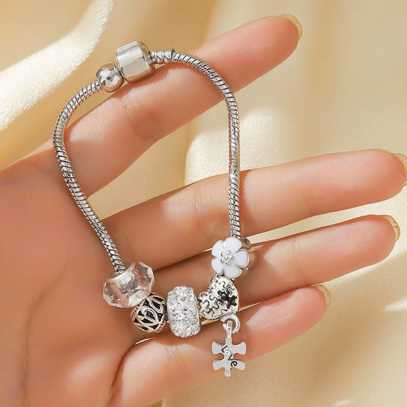 Wholesale Alloy Electroplated Heart Pattern Princess Style Ladies Bracelet