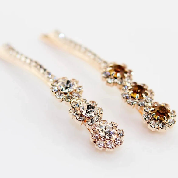 Wholesale Alloy Electroplated Minimalist Flower Edge Metal Hairpin For Women With Rhinestones Hair Accessories