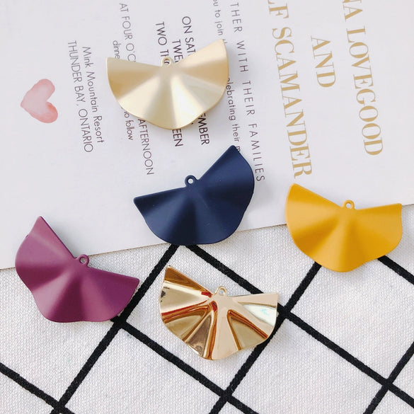 Wholesale Alloy Electroplating Geometric Fan Jewelry Accessories Earrings Pendant