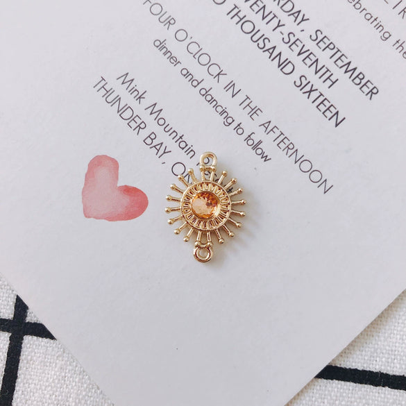Wholesale Alloy Electroplating Handmade Jewelry Accessories Oil Drop Pendant