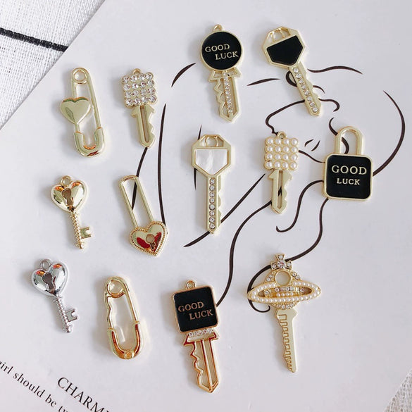 Wholesale Alloy Electroplating Key Love Lock Inlaid Pearl Hollow Small Pendant Accessories
