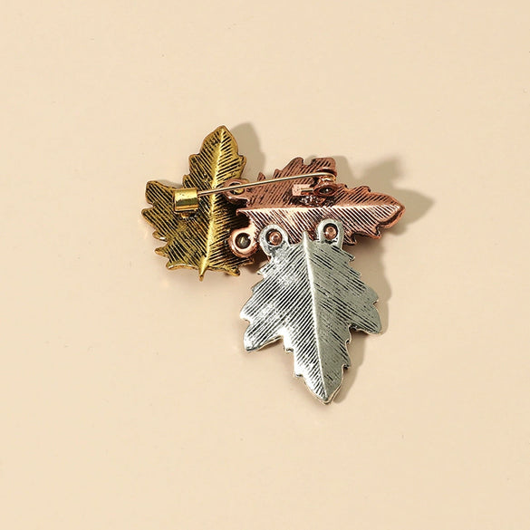 Wholesale Alloy Fallen Leaf Brooch Electroplated For Women Retro Style