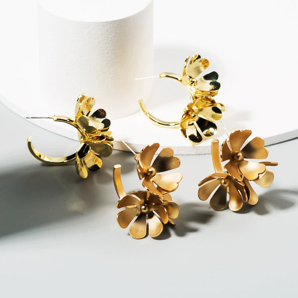 Wholesale Alloy Flower Earrings Electroplated Women's Fashionable Exaggerated Multi Layer Large Petal All Match