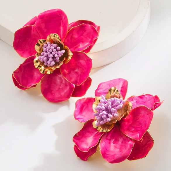 Wholesale Alloy Flower Shape Electroplated Retro Palace Style Women's Earrings