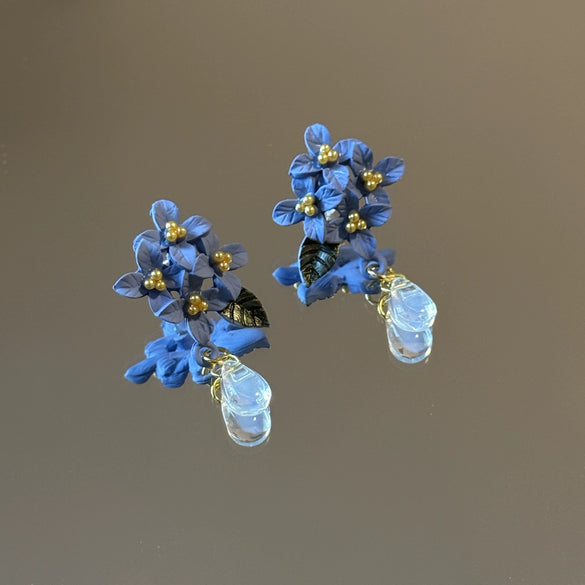 Wholesale Alloy Flower Shape Electroplated Silver Needle Flower Leaves Tassel Earrings For Women Fashion Retro High End