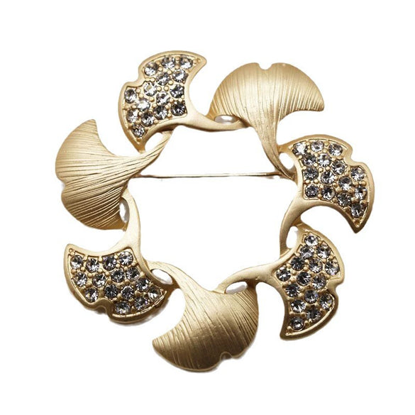 Wholesale Alloy Flower Shaped Ginkgo Leaf Brooch For Women Electroplated Retro Simple Rhinestone Fixed High Grade All Match Corsage