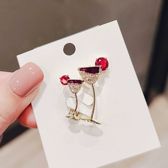 Wholesale Alloy Flower Styled Red Wine Glass Brooch For Ladies With Electroplating Treatment High End Design Fixed Function Clothing Accessories