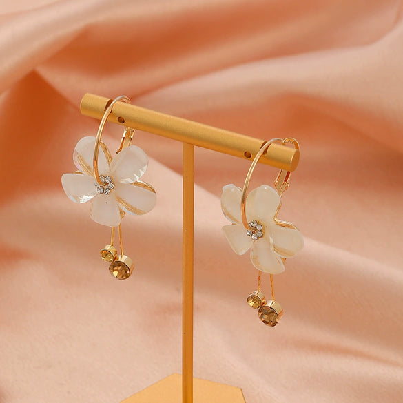 Wholesale Alloy Flower Tassel And Long Ring Earrings With Embedded Diamonds For Girls Sweet And Elegant
