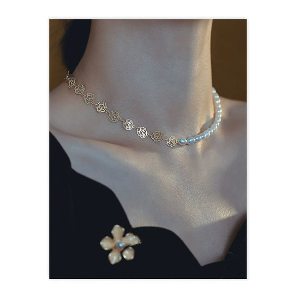 Wholesale Alloy Freshwater Pearl Handmade Flowershaped Necklace For Women Retro Fashion And Elegant Accessories