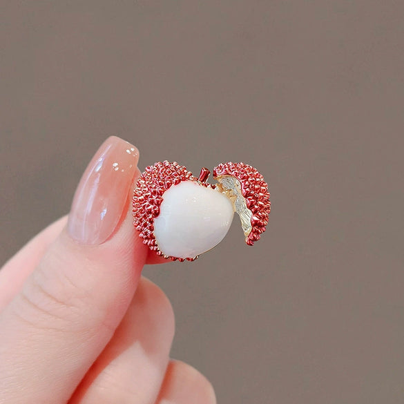 Wholesale Alloy Fruit Lychee Brooch For Women With Electroplating Design