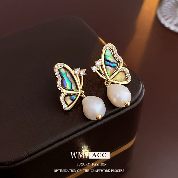 Wholesale Alloy Geometric Butterfly Women's Cold Style Fashion Light Luxury Ear Bone Clip Earrings With Electroplating
